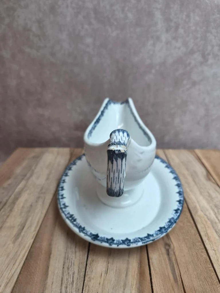 Antique Sarreguemines Bamboo Form Saucer – Unlisted Blue Decor – Iron Earth – photo 4